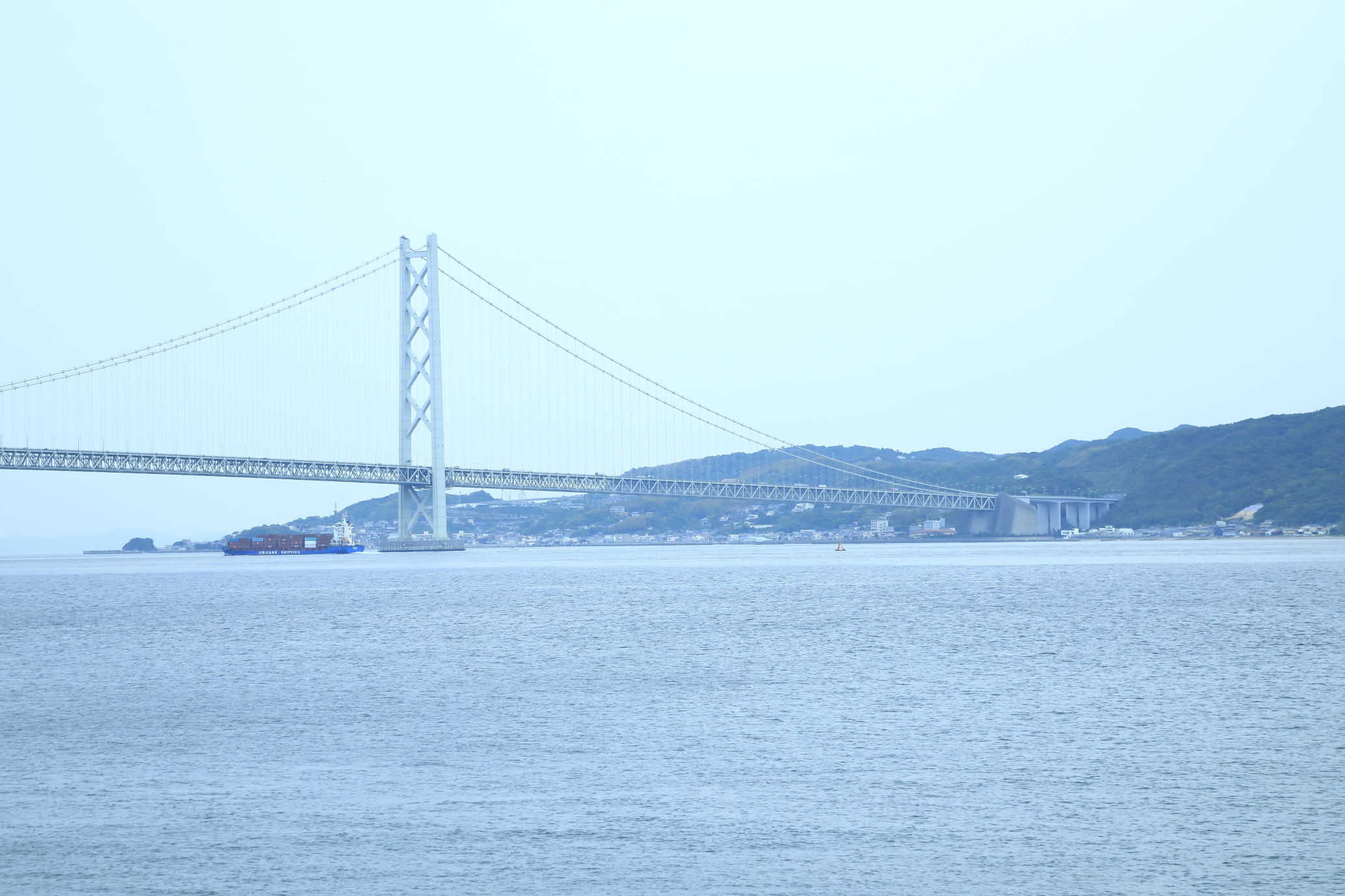 世界最長級の吊橋