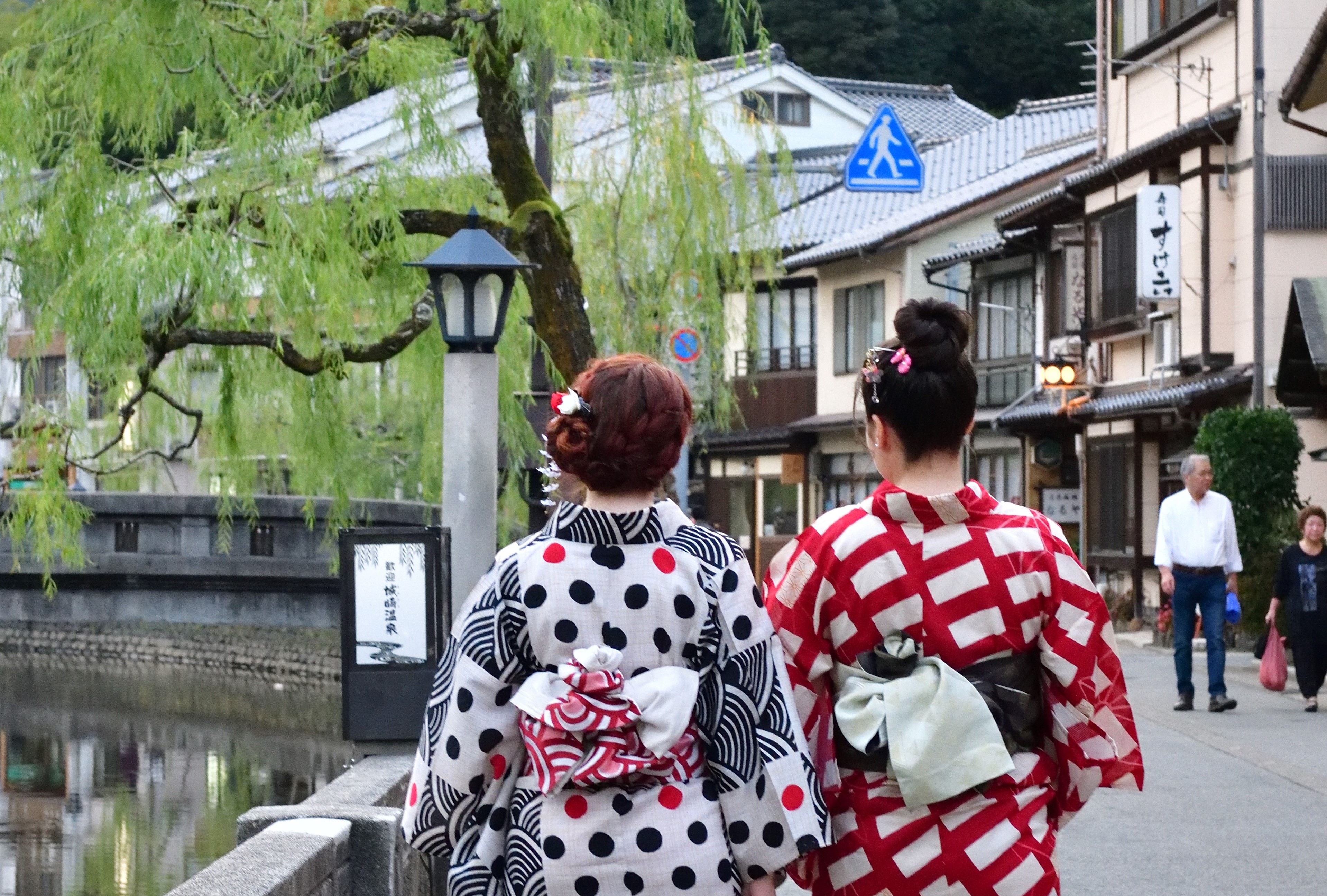 「城崎温泉」は街全体が大きな温泉旅館