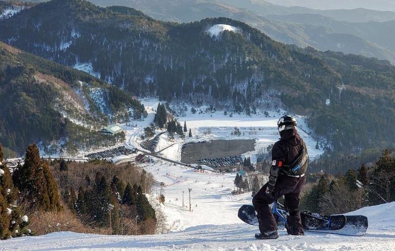 「山間地域」があり北部では「雪」が降ります