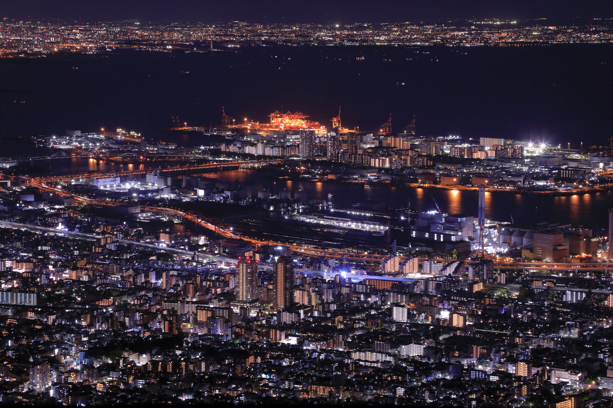 華やかな大都市
