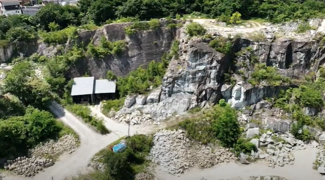 触れる御神体！？奇跡の石 竜山石からパワーチャージ！｜体験してみた
