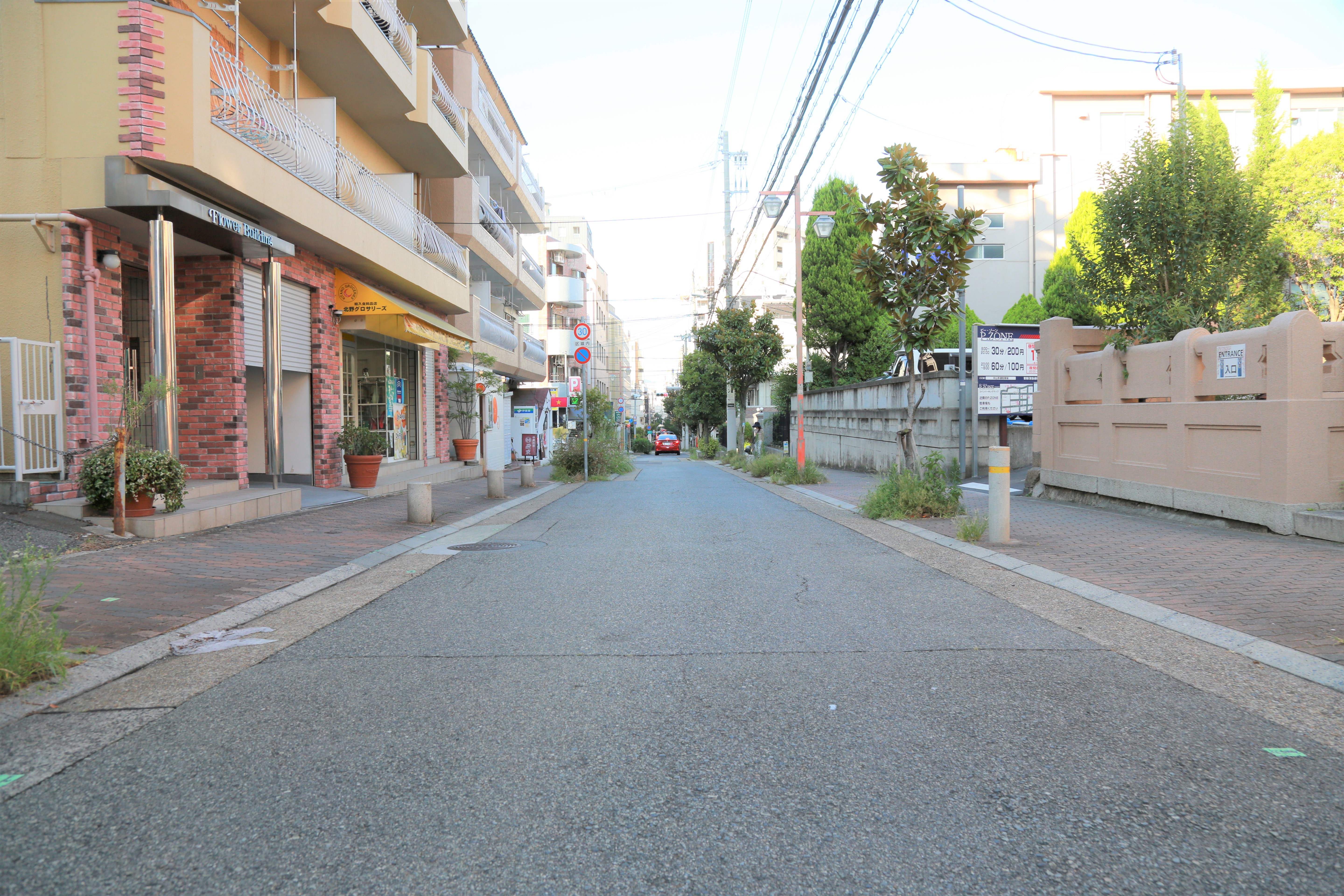 真珠関連会社が集まる神戸市北野町の「パール・ストリート」